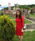 Rencontre Femme : Olena, 33 ans à Ukraine  Черновци